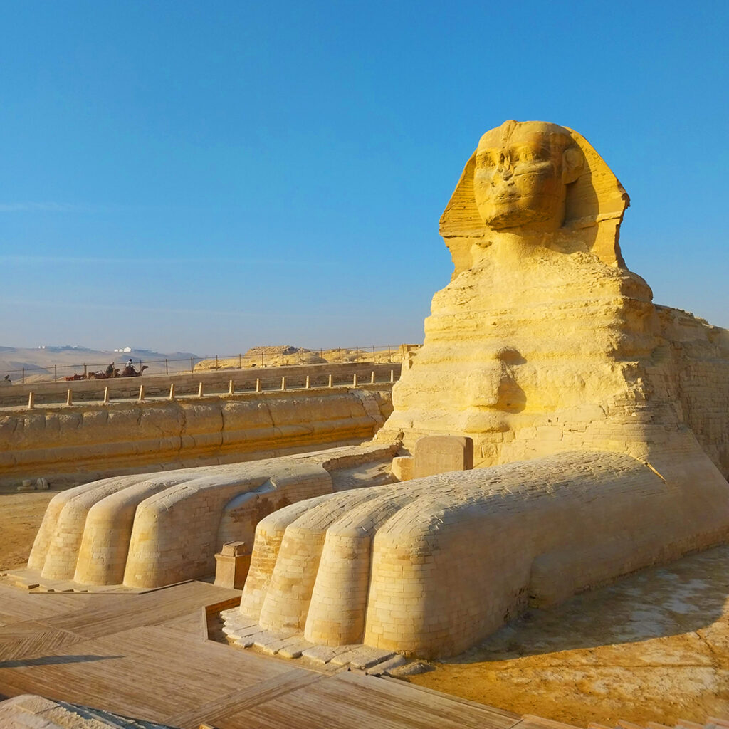 The timeless Sphinx & Pyramid