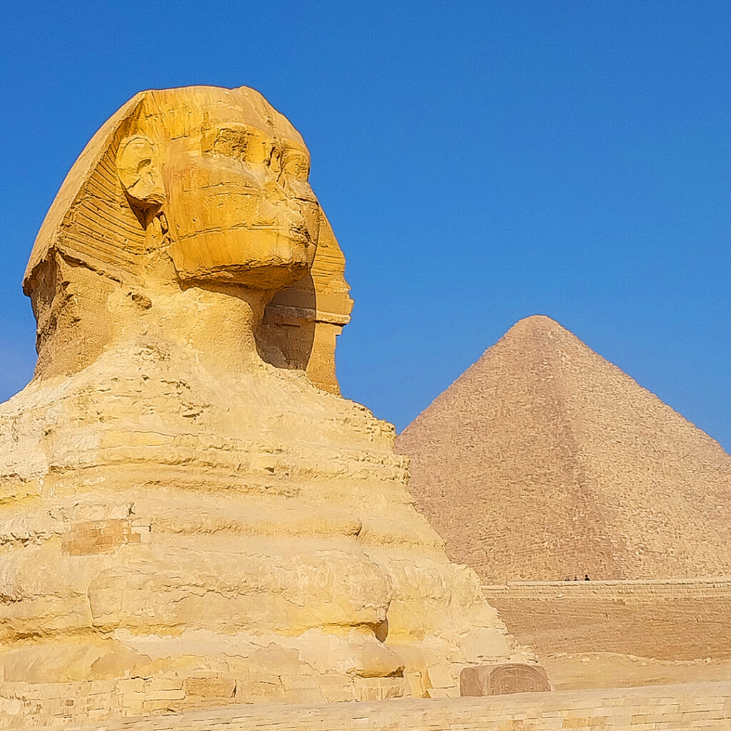 The timeless Sphinx & Pyramid